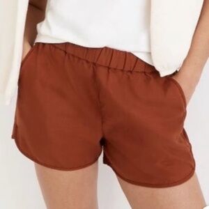 Madewell pull-on, flat front shorts